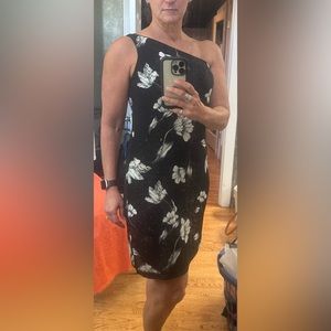 Nwt, white house black market perfect travel dress, reversible M